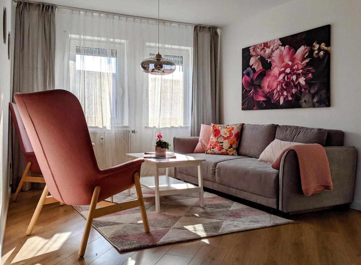 Cozy Apartment With Parking Garage Near Outlet Metzingen  Extérieur photo
