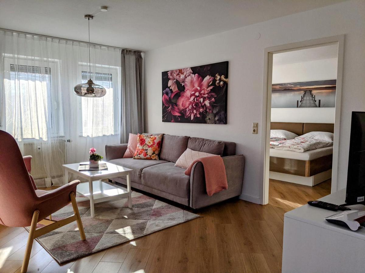 Cozy Apartment With Parking Garage Near Outlet Metzingen  Extérieur photo