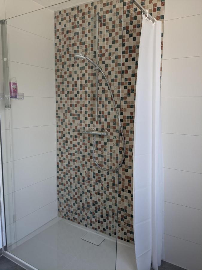Cozy Apartment With Parking Garage Near Outlet Metzingen  Extérieur photo